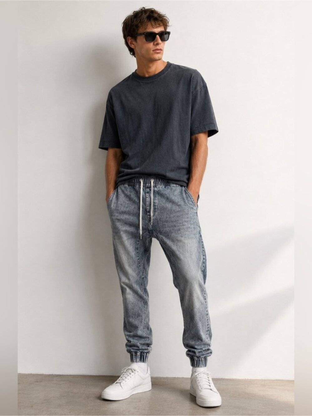 ZANEROBE Denim Jogger Jeans Men’s Size 32 Light Wash Elastic Cuff Drawstring